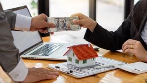 HELOC vs home equity loan